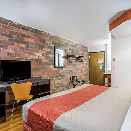 Motel 6-Madison, Wi - East Eksteriør bilde