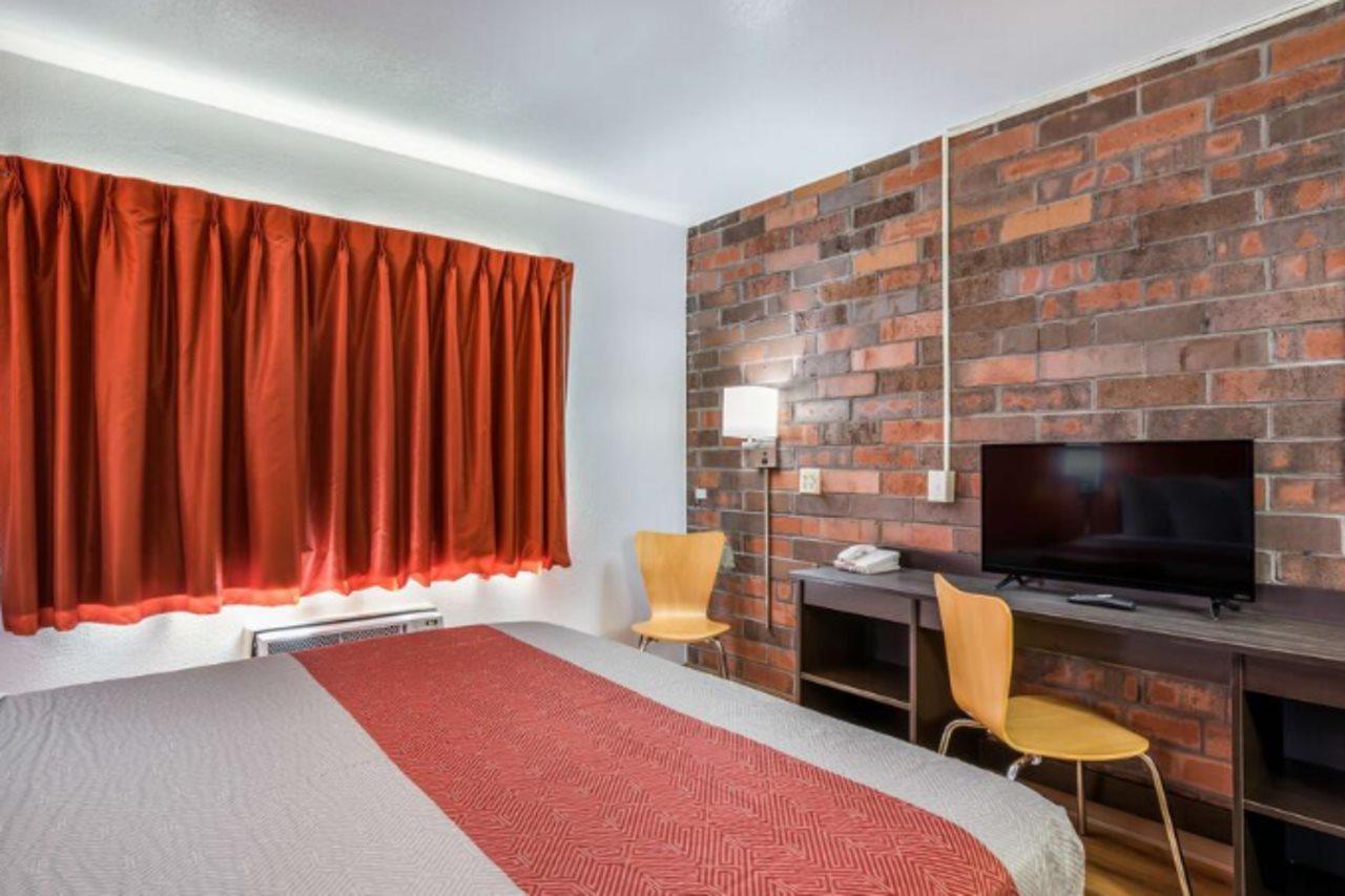 Motel 6-Madison, Wi - East Eksteriør bilde